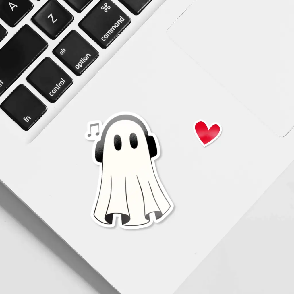 Pegatina de fantasma escuchando música con unos cascos o auriculares. Notas musicales. Regalo perfecto para amantes de la música.