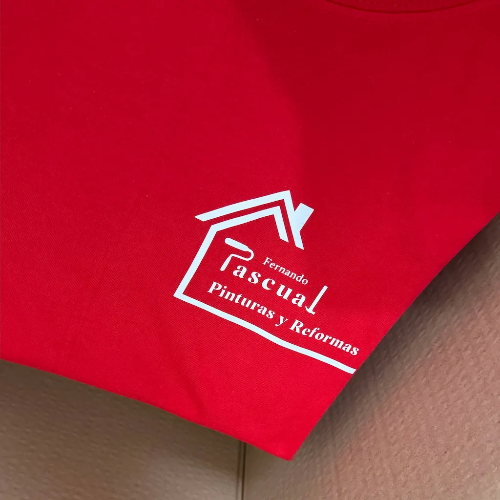 Camiseta estampada personalizada para colegio o grupo